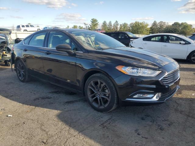 3FA6P0HD8JR228512 - 2018 FORD FUSION SE أسود صورة 4