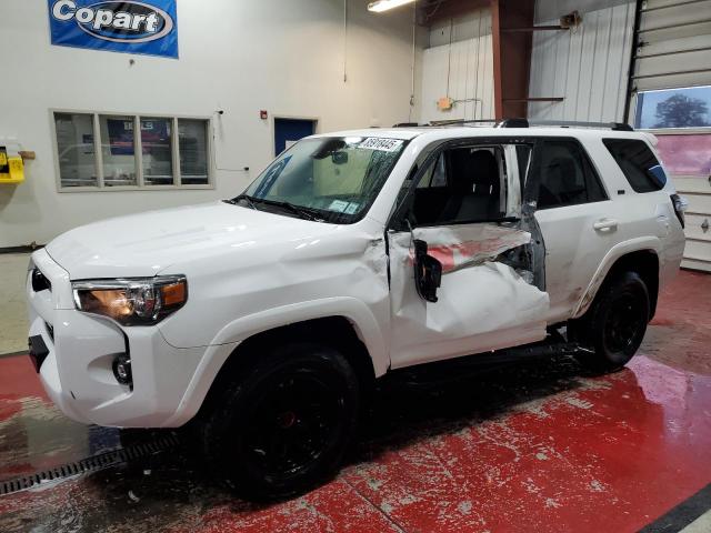 2022 TOYOTA 4RUNNER SR5/SR5 PREMIUM, 