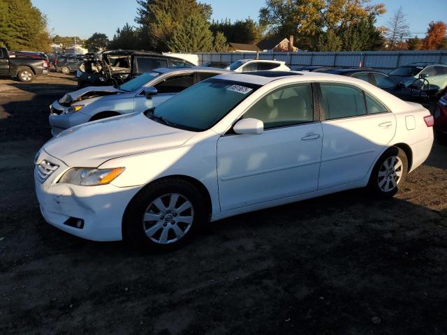 2009 TOYOTA CAMRY BASE, 
