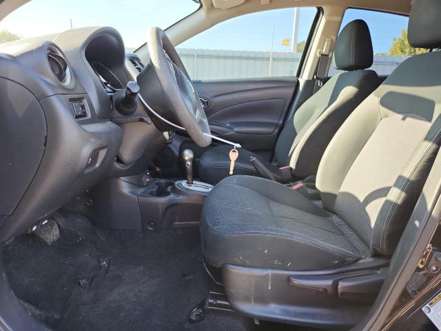 3N1CN7AP0JL814126 - 2018 NISSAN VERSA S BLACK photo 7