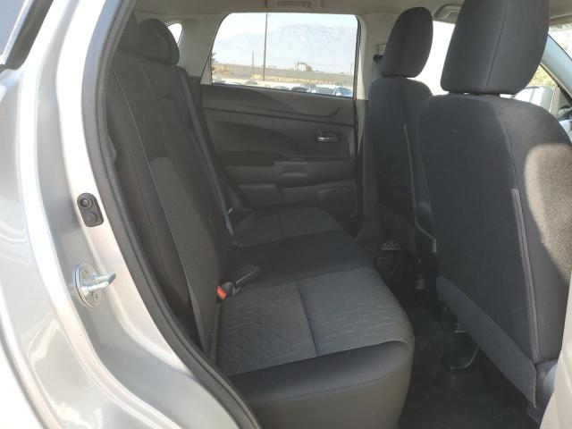 JA4AP3AU2LU005775 - 2020 MITSUBISHI OUTLANDER ES SILVER photo 10