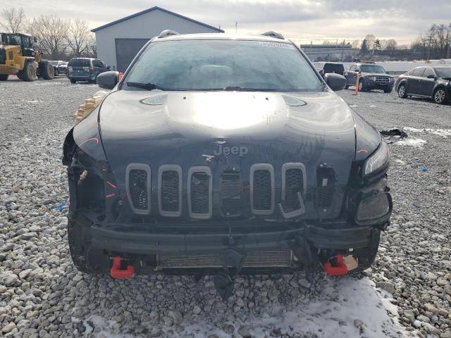 1C4PJMBX8JD505730 - 2018 JEEP CHEROKEE TRAILHAWK BLACK photo 5