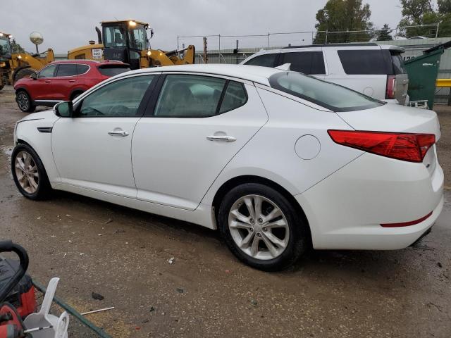 5XXGM4A72DG150394 - 2013 KIA OPTIMA LX WHITE photo 2