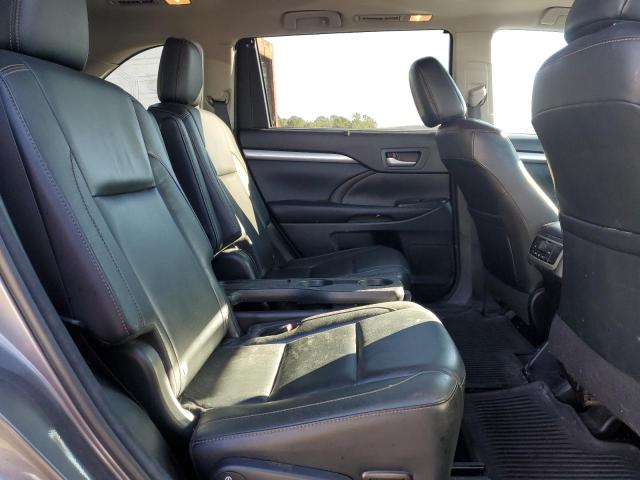 5TDJKRFH0GS303206 - 2016 TOYOTA HIGHLANDER XLE GRAY photo 11
