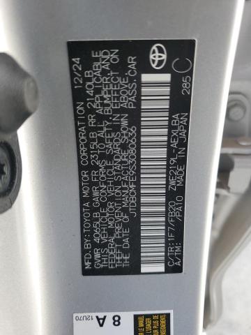 JTDBCMFE9S3080636 - 2025 TOYOTA COROLLA LE ვერცხლისფერი ფოტო 13