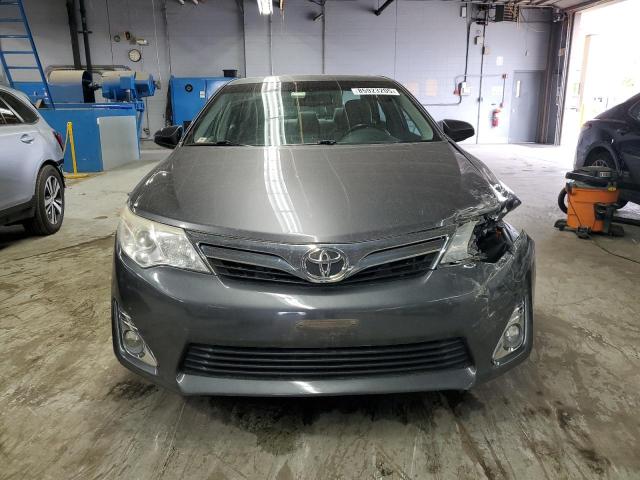 4T4BF1FK2ER346963 - 2014 TOYOTA CAMRY L GRAY photo 5