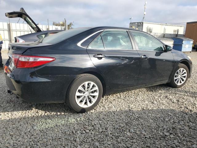 4T4BF1FK4FR451747 - 2015 TOYOTA CAMRY LE 黑色 照片 3