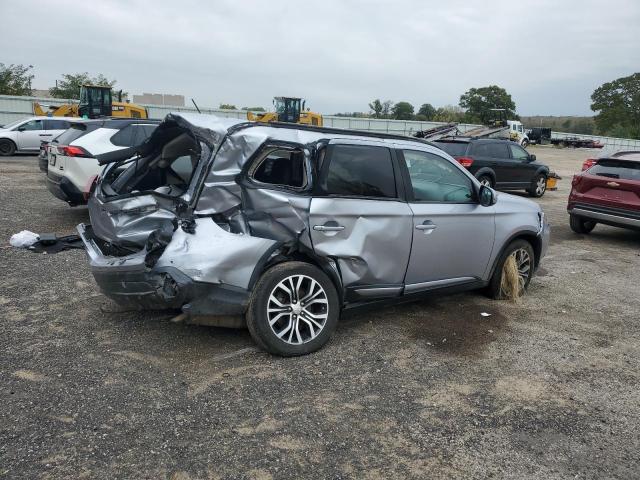 JA4AD3A36GZ046645 - 2016 MITSUBISHI OUTLANDER SE Gümüş foto 3