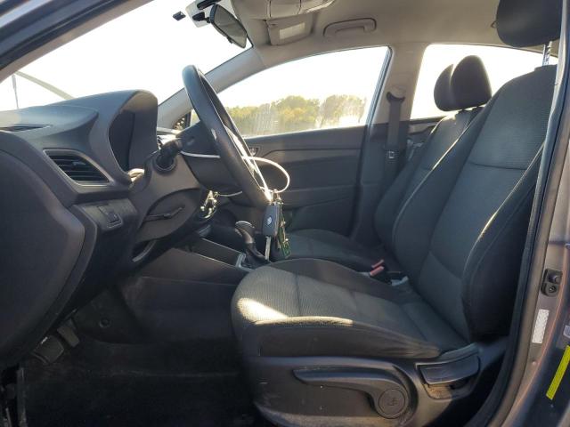 3KPC24A60LE122645 - 2020 HYUNDAI ACCENT SE Сұр фото 7