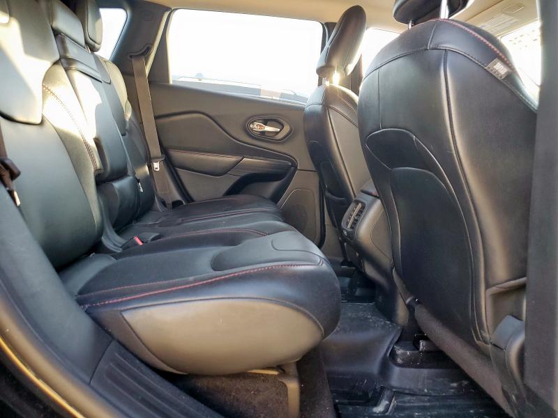 1C4PJMBS8EW316865 - 2014 JEEP CHEROKEE TRAILHAWK BLACK photo 10