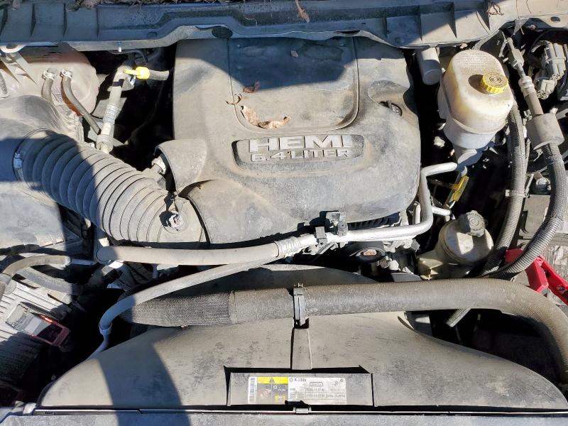 3C7WR4HJ5JG287422 - 2018 RAM 2500 ST WHITE photo 11