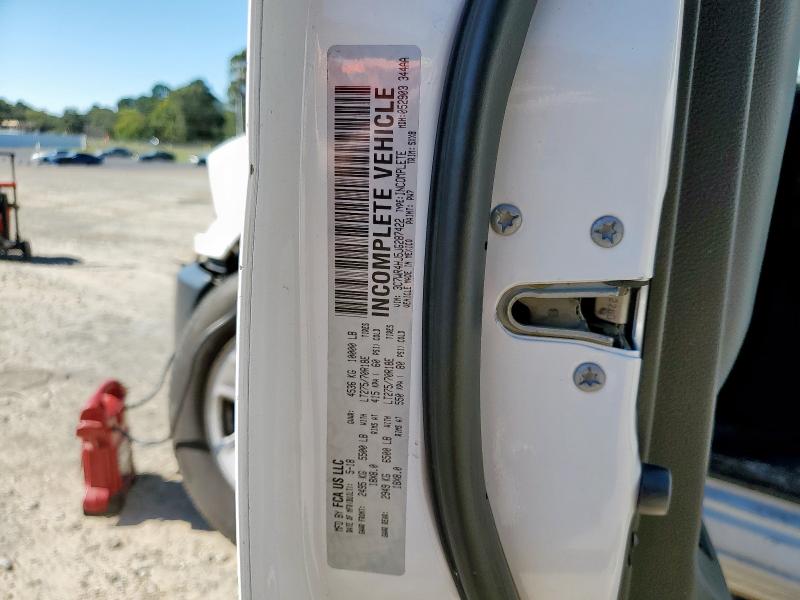 3C7WR4HJ5JG287422 - 2018 RAM 2500 ST WHITE photo 13