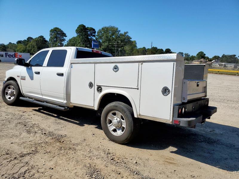 3C7WR4HJ5JG287422 - 2018 RAM 2500 ST WHITE photo 2