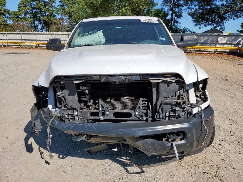 3C7WR4HJ5JG287422 - 2018 RAM 2500 ST WHITE photo 5