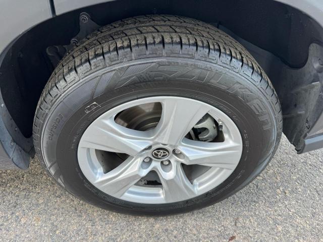 5TDKDRAHXPS500647 - 2023 TOYOTA HIGHLANDER L 灰色 照片 13