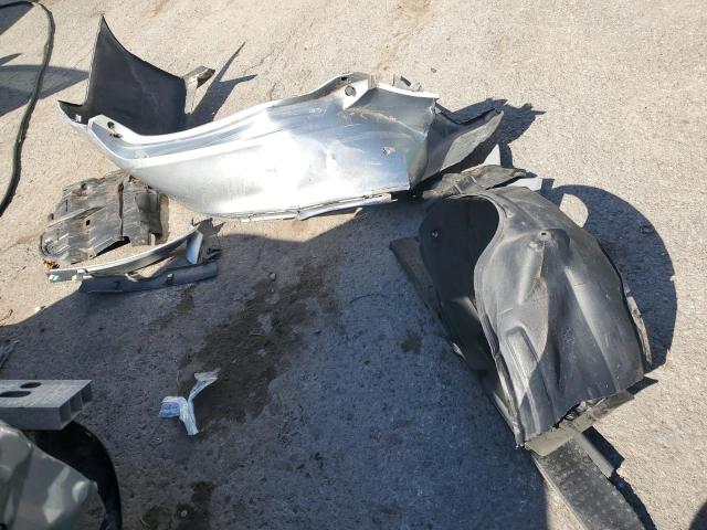 4T1BF1FK7HU686513 - 2017 TOYOTA CAMRY LE 银色 照片 12