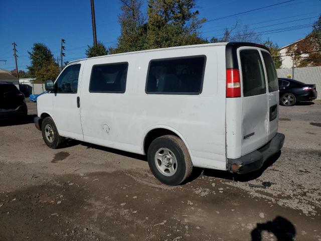 1GCFG15X081104494 - 2008 CHEVROLET EXPRESS G1 WHITE photo 2