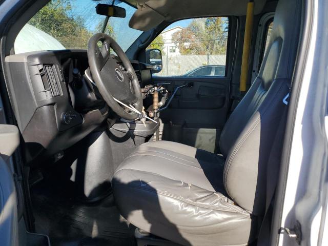 1GCFG15X081104494 - 2008 CHEVROLET EXPRESS G1 WHITE photo 7