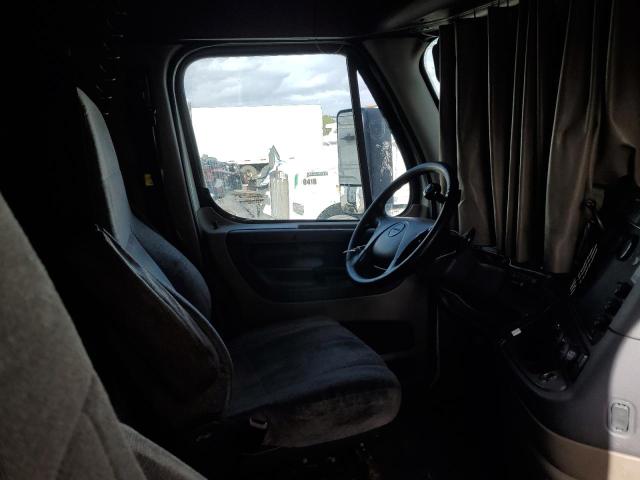 1FUJGLD59FLGL3476 - 2015 FREIGHTLINER CASCADIA 白色 照片 5