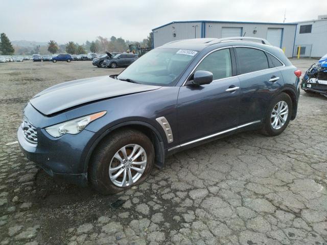 2009 INFINITI FX35, 