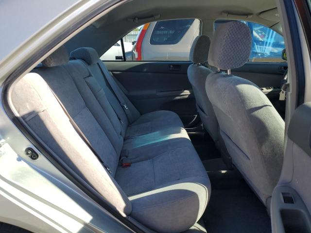 4T1BE32KX3U776963 - 2003 TOYOTA CAMRY LE Silber Foto 10