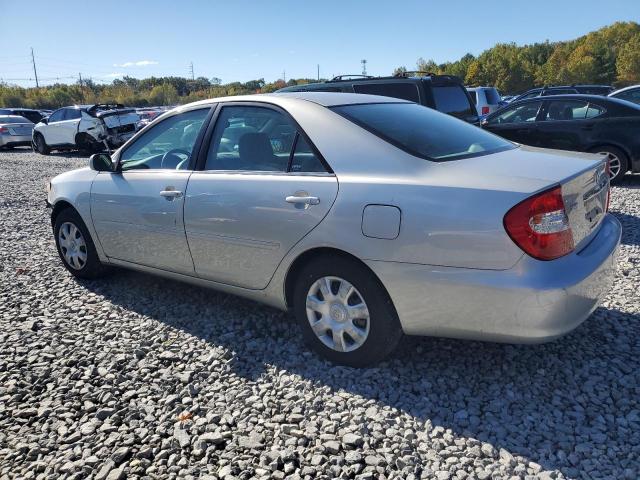 4T1BE32KX3U776963 - 2003 TOYOTA CAMRY LE Silber Foto 2