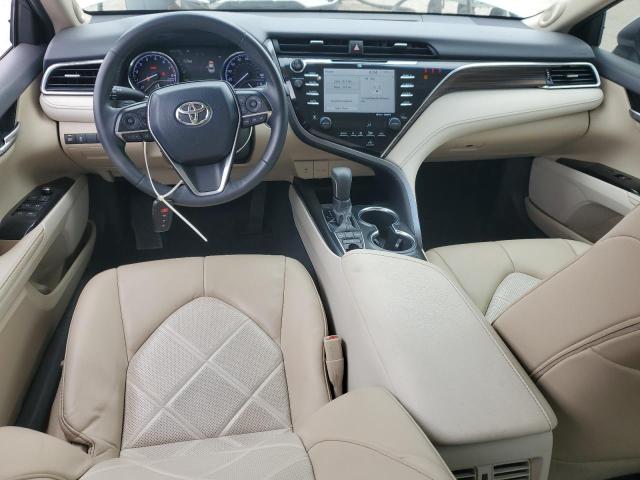 4T1BZ1HKXJU012365 - 2018 TOYOTA CAMRY XSE WHITE photo 8