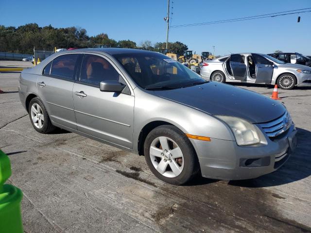 3FAHP07Z19R217210 - 2009 FORD FUSION SE SILVER photo 4