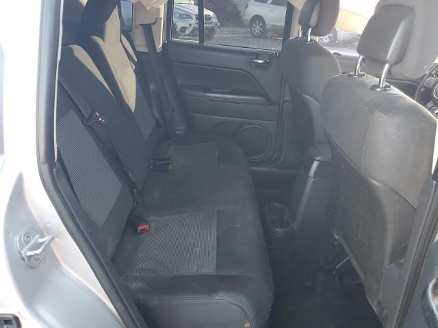 1C4NJCEB1CD685279 - 2012 JEEP COMPASS LATITUDE ვერცხლისფერი ფოტო 11