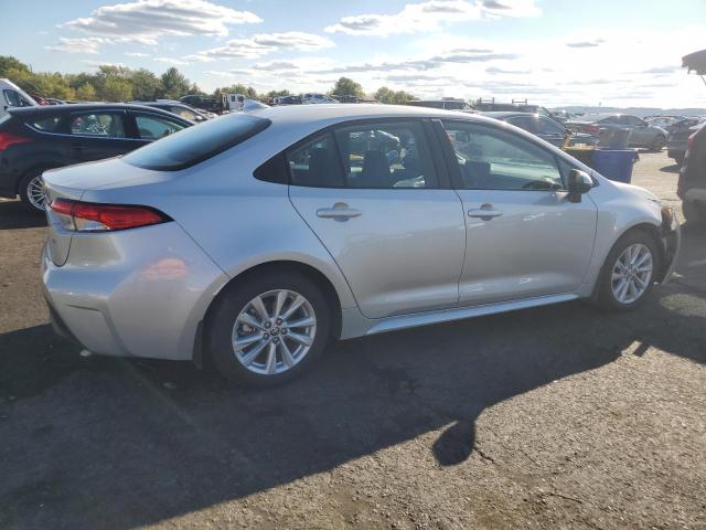 5YFB4MDE2SP309715 - 2025 TOYOTA COROLLA LE 银色 照片 3