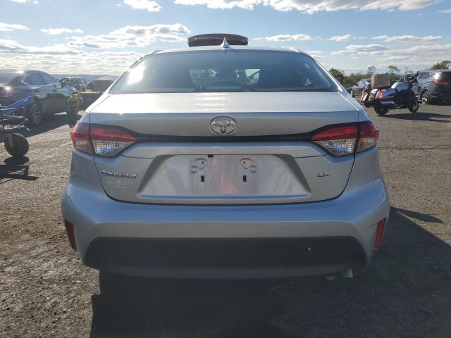 5YFB4MDE2SP309715 - 2025 TOYOTA COROLLA LE 银色 照片 6