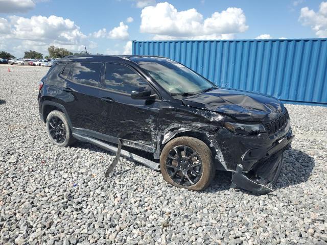 3C4NJDBN2PT500936 - 2023 JEEP COMPASS LATITUDE Schwarz Foto 4