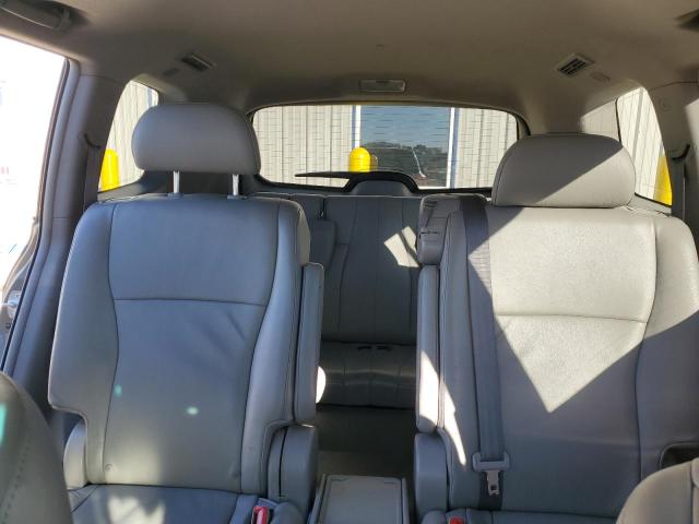 5TDJK3EH6AS038426 - 2010 TOYOTA HIGHLANDER SE ნაცრისფერი ფოტო 10
