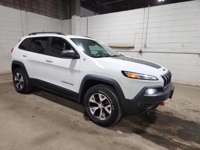 1C4PJMBX9JD619901 - 2018 JEEP CHEROKEE TRAILHAWK WHITE photo 4