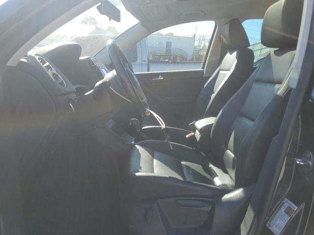 WVGAV7AX1CW535877 - 2012 VOLKSWAGEN TIGUAN S Սև լուսանկար 7