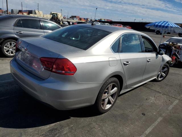 1VWBP7A34CC095779 - 2012 VOLKSWAGEN PASSAT SE Արծաթագույն լուսանկար 3