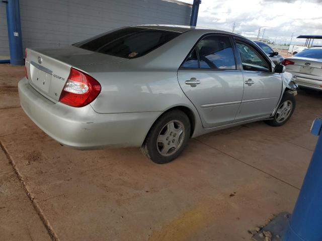 4T1BF30K03U543285 - 2003 TOYOTA CAMRY LE 银色 照片 3