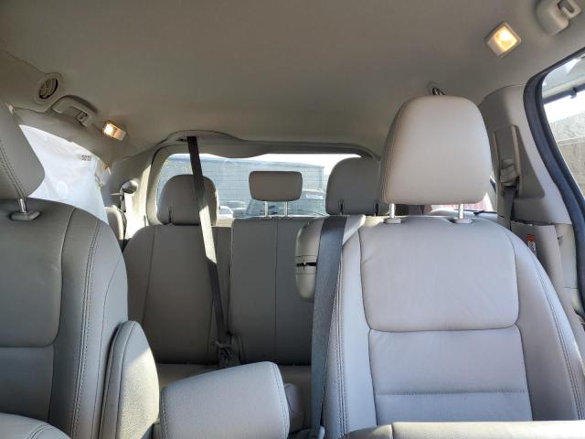 5TDYZ3DC6LS023556 - 2020 TOYOTA SIENNA XLE WHITE photo 10