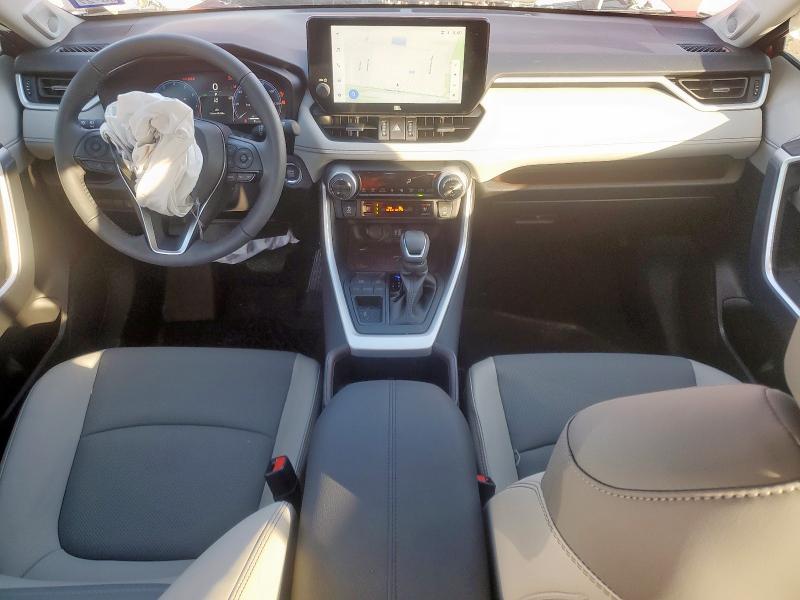 2T3Y1RFV0SW404485 - 2025 TOYOTA RAV4 LIMITED RED photo 8