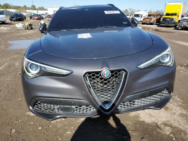 ZASFAKNN7J7B98695 - 2018 ALFA ROMEO STELVIO TI SPORT GRAY photo 5