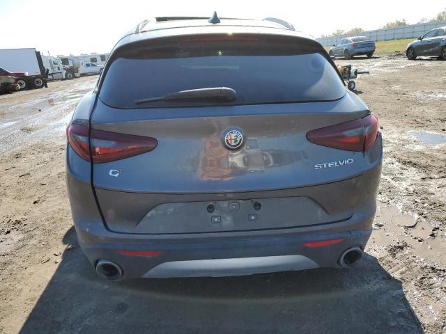ZASFAKNN7J7B98695 - 2018 ALFA ROMEO STELVIO TI SPORT GRAY photo 6