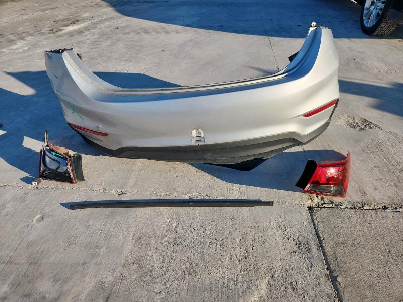 3KPC24A69LE123034 - 2020 HYUNDAI ACCENT SE ვერცხლისფერი ფოტო 12