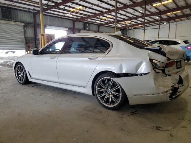 WBA7F0C57GGM20910 - 2016 BMW 750 I WHITE photo 2