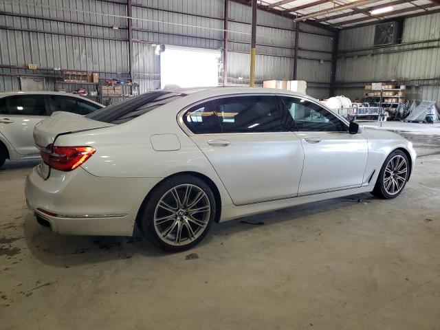 WBA7F0C57GGM20910 - 2016 BMW 750 I WHITE photo 3