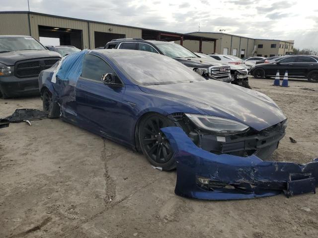 5YJSA1E27GF137454 - 2016 TESLA MODEL S BLUE photo 4