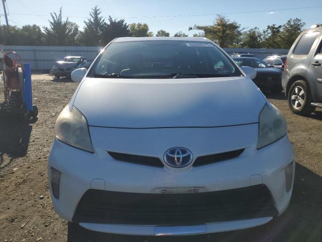 JTDKN3DU4D5556782 - 2013 TOYOTA PRIUS WHITE photo 5