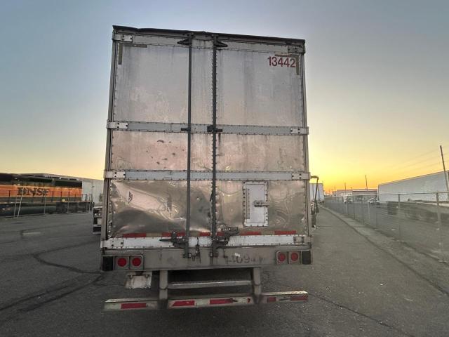 1UYVS2531EM774371 - 2014 UTILITY VS2RA Սպիտակ լուսանկար 5