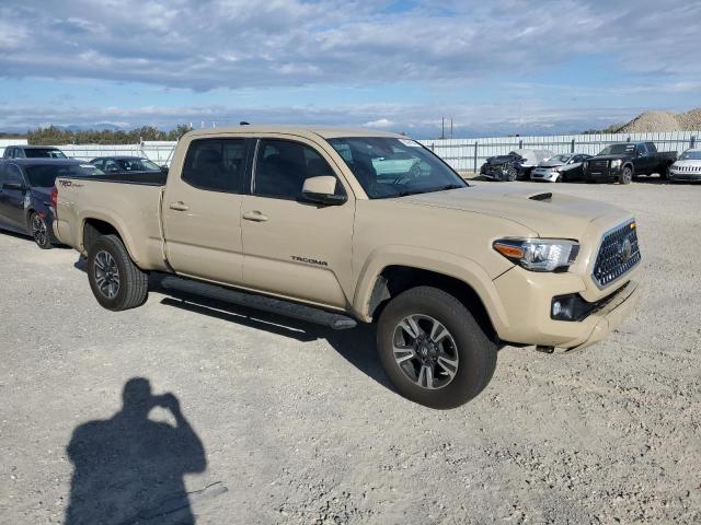 5TFBZ5DN0JX004351 - 2018 TOYOTA TACOMA DOUBLE CAB 棕色 照片 4