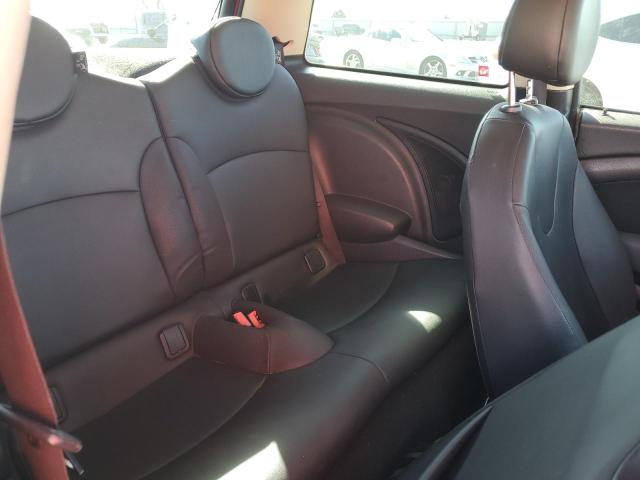 WMWSU3C52CT255223 - 2012 MINI COOPER RED photo 10