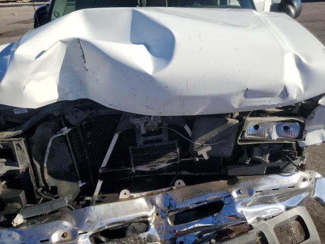1GCHC23U55F820552 - 2005 CHEVROLET SILVERADO C2500 HEAVY DUTY WHITE photo 11